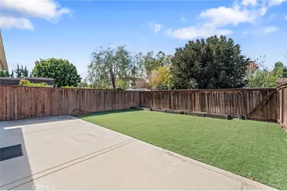 21 Queens Wreath, Irvine, CA 92612 - Photo 38