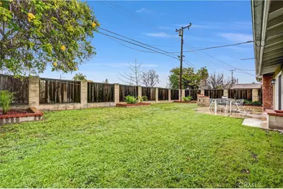1616 Sandalwood Street, Costa Mesa, CA 92626 - Photo 26