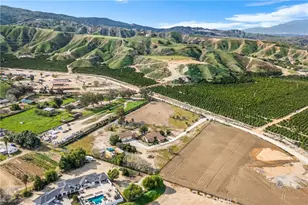 28450 Live Oak Canyon Rd, Redlands, CA 92373 - Photo 4
