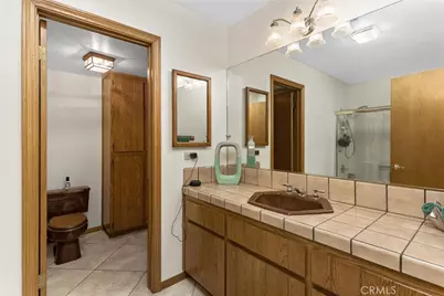 28450 Live Oak Canyon Road, Redlands, CA 92373 - Photo 16