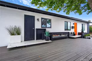 300 Holmwood Dr, Newport Beach, CA 92663 - Photo 22