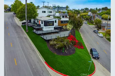 300 Holmwood Drive, Newport Beach, CA 92663 - Photo 28