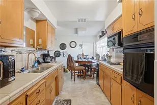 8507 Eucalyptus, Bakersfield, CA 93306 - Photo 4