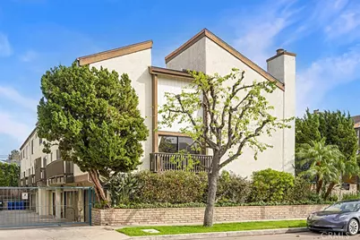 4218 Troost #20, Studio City, CA 91604 - Photo 32
