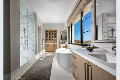 536 Peninsula, Irvine, CA 92602 - Photo 16