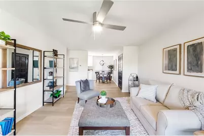 6600 6600 Warner #10, Huntington Beach, CA 92647 - Photo 2