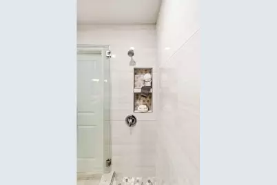 6600 6600 Warner #10, Huntington Beach, CA 92647 - Photo 30