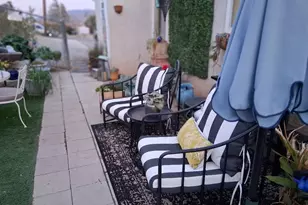 18778 Valencia, Hesperia, CA 92345 - Photo 10