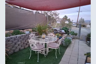 18778 Valencia, Hesperia, CA 92345 - Photo 40