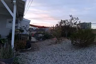 18778 Valencia, Hesperia, CA 92345 - Photo 36