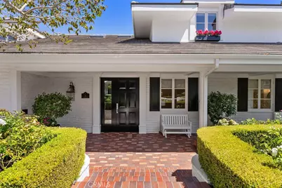21 Lochmoor, Newport Beach, CA 92660 - Photo 2