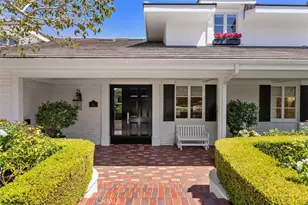 21 Lochmoor, Newport Beach, CA 92660 - Photo 2
