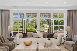 21 Lochmoor, Newport Beach, CA 92660 - Photo 4