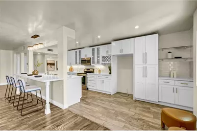 5412 Lindley Avenue #325, Encino, CA 91316 - Photo 10