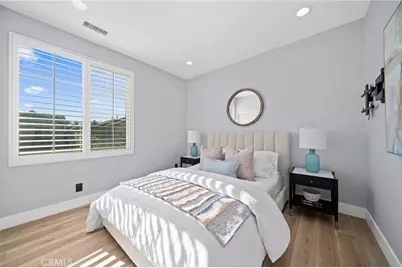 328 Flyers Lane, Tustin, CA 92782 - Photo 6