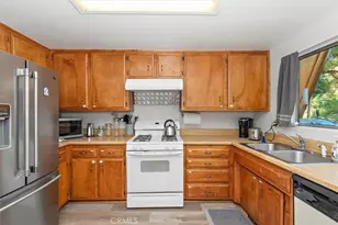 598 Dahlia Dr, Green Valley Lake, CA 92341 - Photo 14