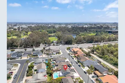 6911 Rio Vista, Huntington Beach, CA 92647 - Photo 14