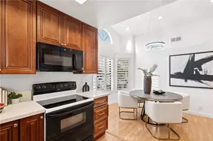 127 Huntington, Irvine, CA 92620 - Photo 6