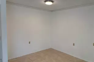 925 Ave Majorca, Laguna Woods, CA 92637 - Photo 10