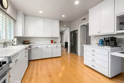 950 S Orange Grove, Pasadena, CA 91105 - Photo 10