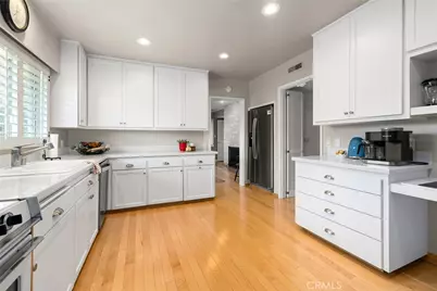 950 S Orange Grove, Pasadena, CA 91105 - Photo 10