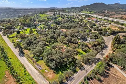 1239 Rainbow Valley Boulevard, Fallbrook, CA 92028 - Photo 26