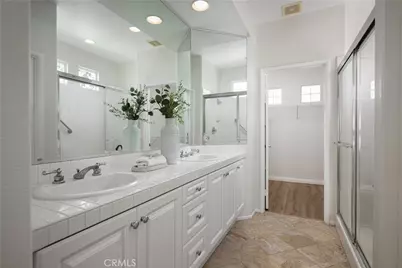 21325 Mazatlan, Mission Viejo, CA 92692 - Photo 12