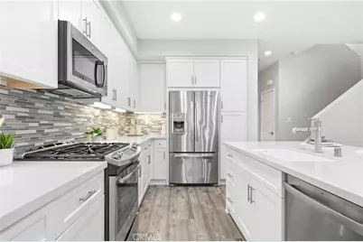 49 Finch, Lake Forest, CA 92630 - Photo 8