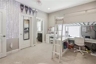 17491 Oakbluffs Ln, Huntington Beach, CA 92649 - Photo 40