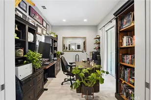 17491 Oakbluffs Ln, Huntington Beach, CA 92649 - Photo 18