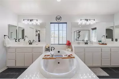 2295 Shanna Carle Drive, Corona, CA 92882 - Photo 22