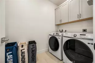 201 Lynx, Irvine, CA 92618 - Photo 40