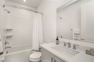 201 Lynx, Irvine, CA 92618 - Photo 6