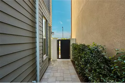 201 Lynx, Irvine, CA 92618 - Photo 8