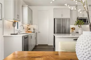 201 Lynx, Irvine, CA 92618 - Photo 18