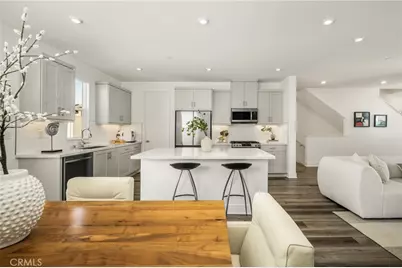 201 Lynx, Irvine, CA 92618 - Photo 16