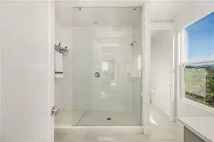 201 Lynx, Irvine, CA 92618 - Photo 32