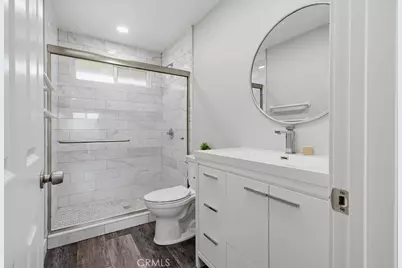 1860 W Glenoaks, Anaheim, CA 92801 - Photo 22