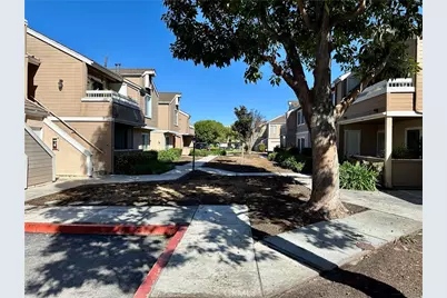 10432 W Briar Oaks #E, Stanton, CA 90680 - Photo 4