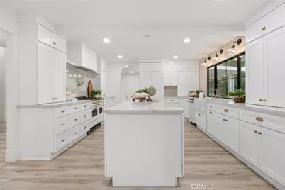 16581 Graham Street, Huntington Beach, CA 92649 - Photo 16