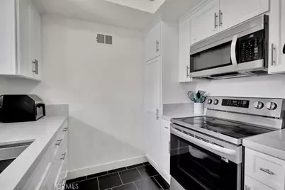 13902 Yorba #14C, Tustin, CA 92780 - Photo 32