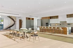 4 Geneve, Newport Beach, CA 92660 - Photo 18