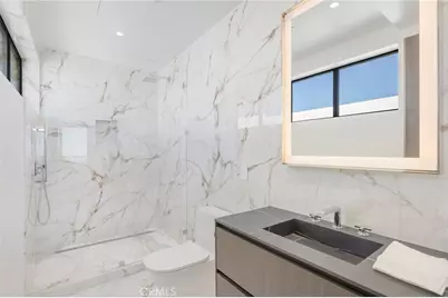 4 Geneve, Newport Beach, CA 92660 - Photo 54