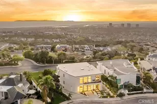 4 Geneve, Newport Beach, CA 92660 - Photo 2