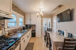 1219 W 98th, Los Angeles, CA 90044 - Photo 30