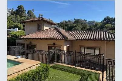 1191 N Bundy, Los Angeles, CA 90049 - Photo 4