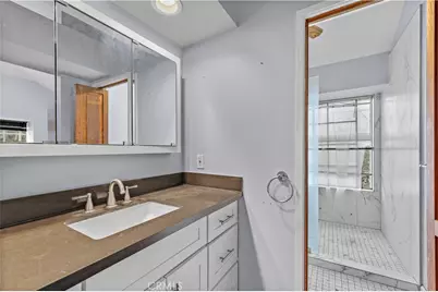 781 Grayling, Costa Mesa, CA 92626 - Photo 32