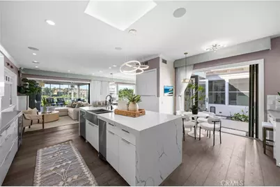 58 Victoria, Newport Beach, CA 92660 - Photo 12