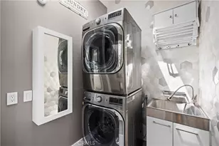 58 Victoria, Newport Beach, CA 92660 - Photo 54