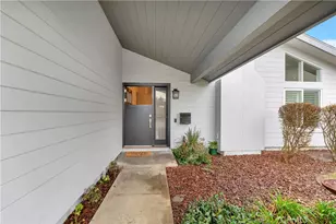 20162 Crater Cir, Huntington Beach, CA 92646 - Photo 2